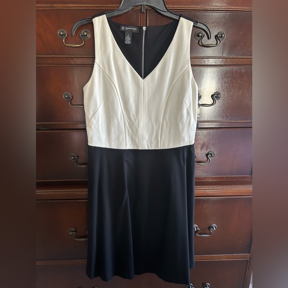 New International Concepts Sleeveless dress